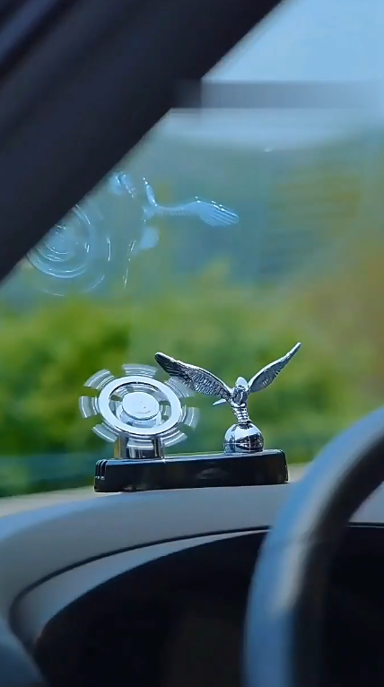 Eagle Solar Rotatable Car Air Freshener